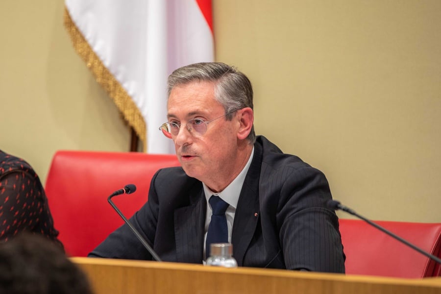 Christophe Robino Cigarette électronique jetable