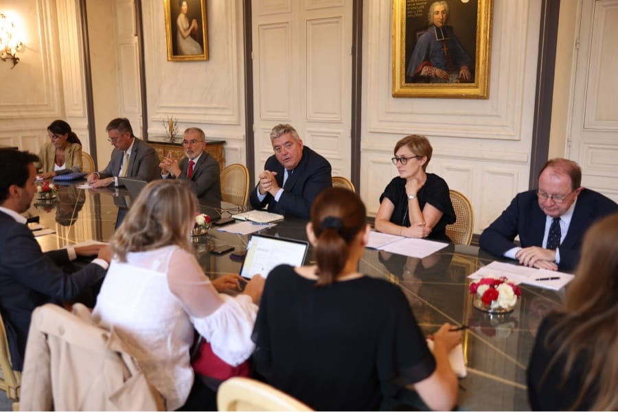 Gouvernement princier conférence