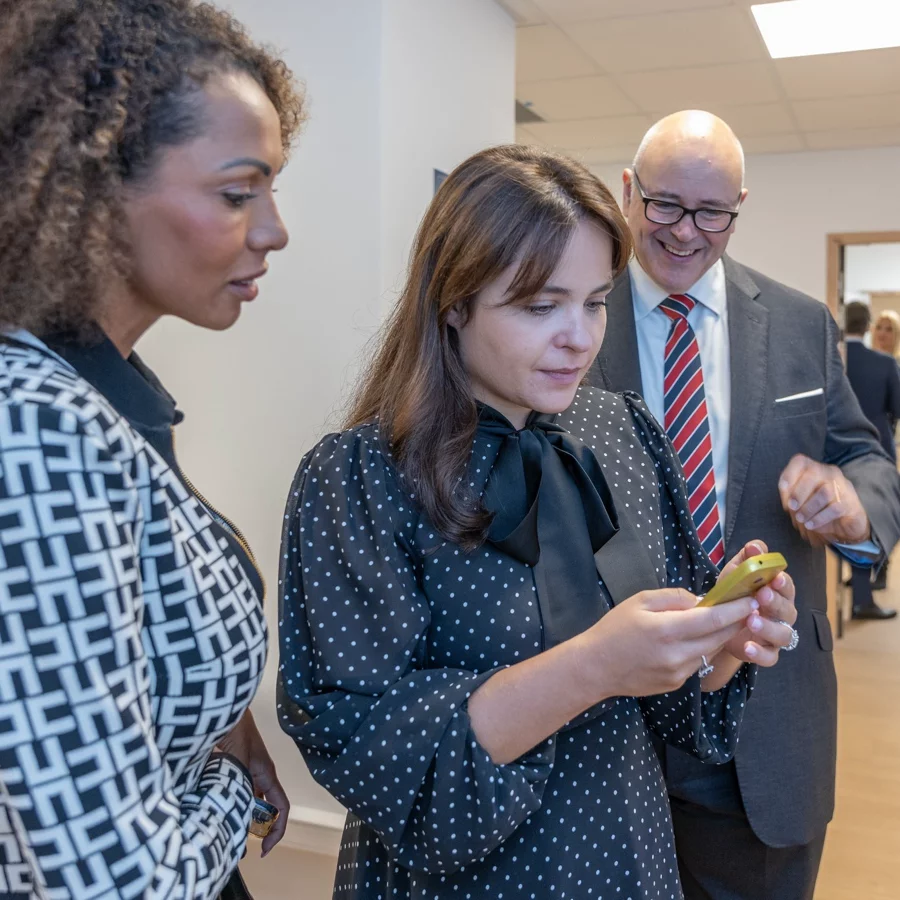 Nokia 3210 British School of Monaco Jeunes Education Ecole