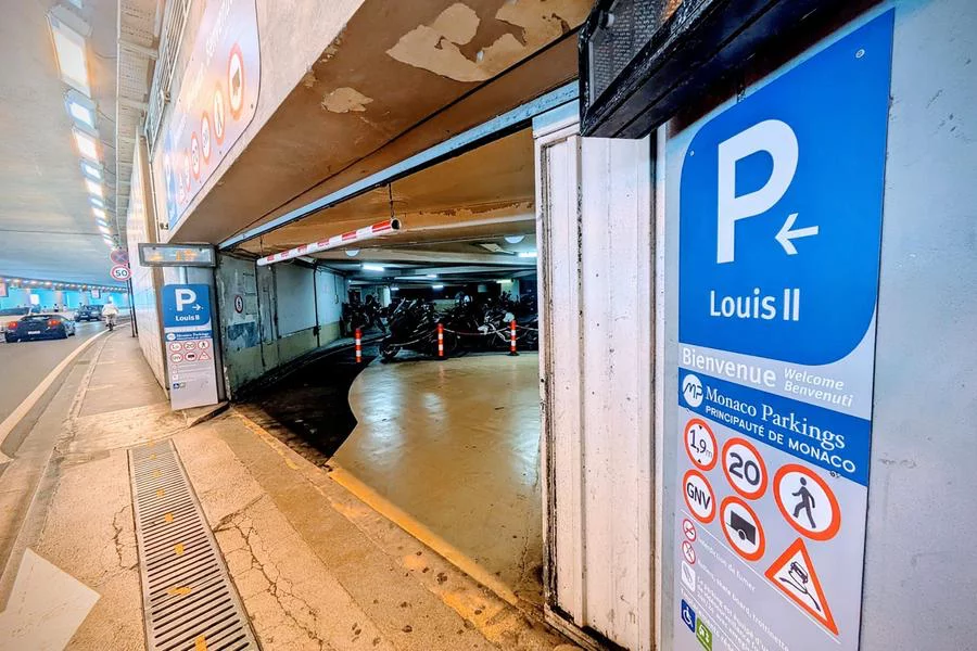Parking Louis II Monaco Tunnel Loews
