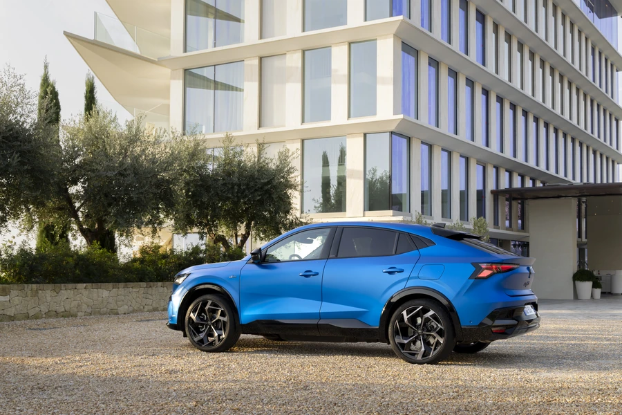 Renault Rafale e-tech